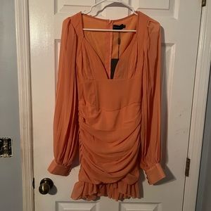 ORANGE PRETTY LITTLE THING DRESS SIZE 4 NEVER WORN!!!